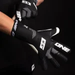 ONE GLOVES OG1 MIDNIGHT - Image 5